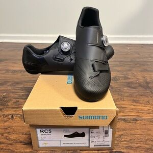 Shimano SH-RC502 Dynalast Carbon Road Bike Shoe for Men, Size US 11 - Black